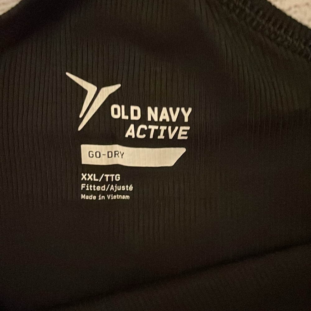 EUC Women’s Old Navy Active Black Tank size XL - Picture 2 of 4